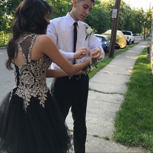 A black Formal Dresss